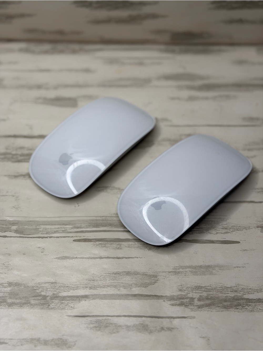 [Lot of 2] Apple Bluetooth Wireless Magic Mouse (1st Gen) A1296 - Working